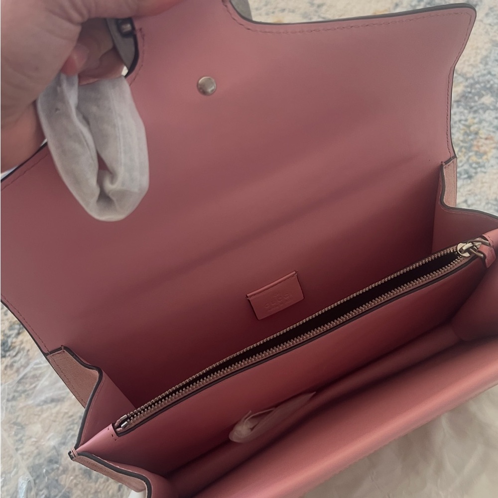 Gucci - Picture 6 of 6